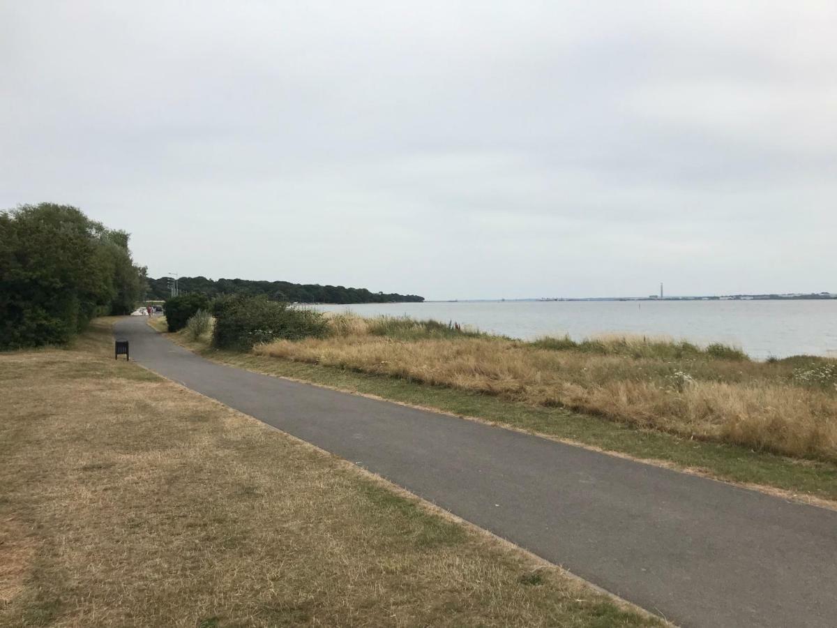 Weston Shore سوثامبتون المظهر الخارجي الصورة
